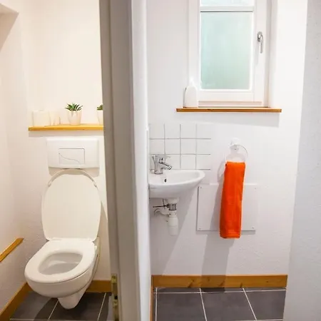 „la Maison Des Epices“ *